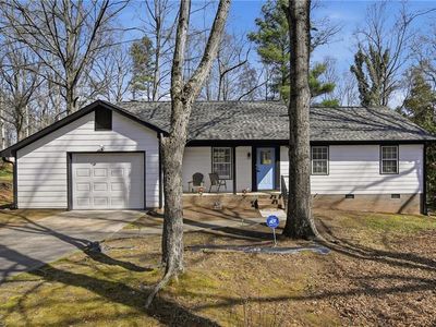 Property at 6445 Armindale Ave, Rural Hall, NC