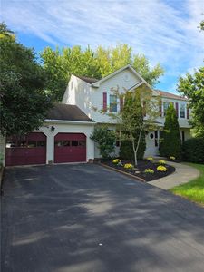 163 Woodbine Dr