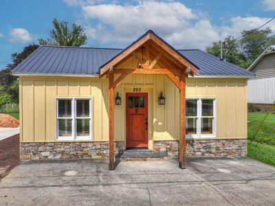 Property at 265 E Tennessee Ave, Mc Caysville, GA