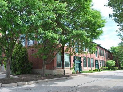 180 Allen St Unit 104