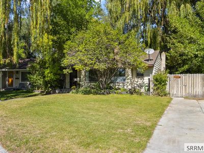 131 Beacon Dr