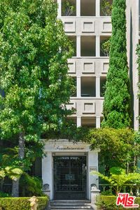 8455 Fountain Ave Unit 302