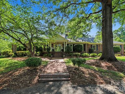 930 Scotch Dr