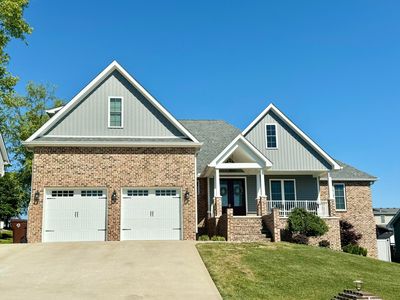 146 Hawthorne Dr