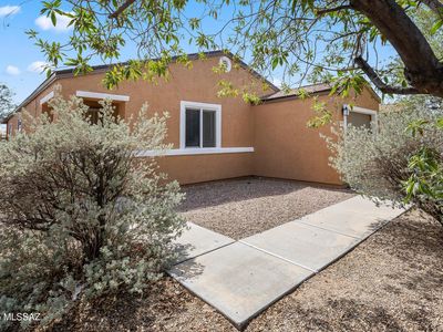 5164 E Desert Straw Ln