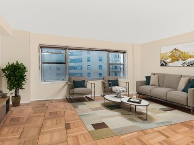 4 Fordham Hill Oval #8D