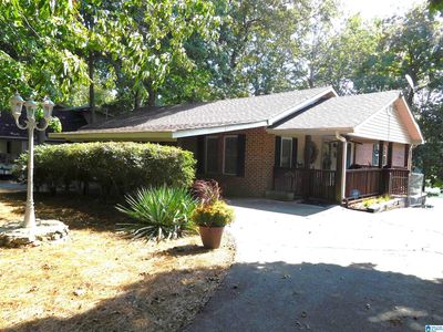 2432 Lakeshore Dr