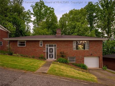 Property at 935 S Walnut St, Saint Albans, WV