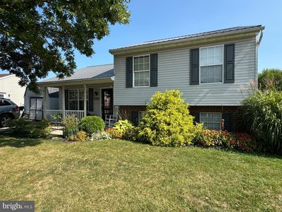 Property at 170 Abbotts Dr, Abbottstown, PA