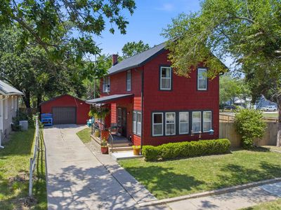 627 N Topeka St