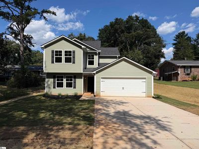 113 Barwood Cir