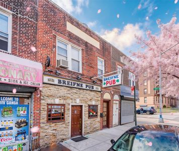 16904 Crocheron Avenue