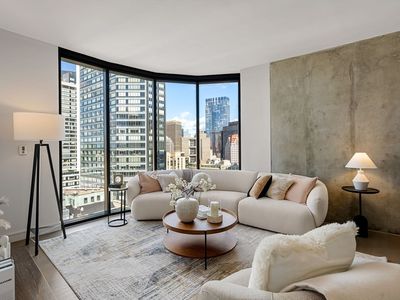 55 Lagrange St #1805