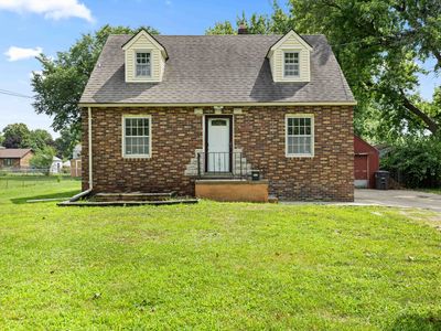 1608 Southlawn Dr