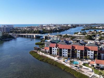 1602 Stickney Point Rd Unit 2-104