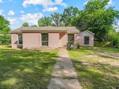 1341 Bellaire Dr