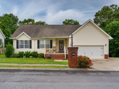 562 Bluff View Dr