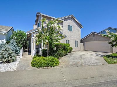 7423 Woodville Ln