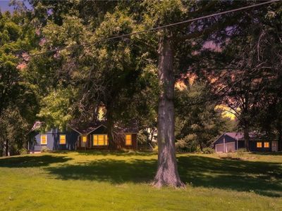1228 SW Town And Country Ln