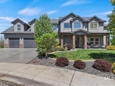 676 Kennedy Ct