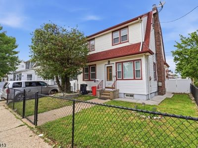 407 3Rd Ave