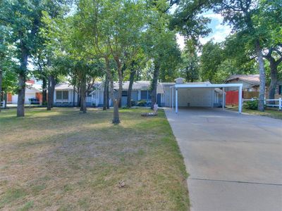 1517 N Fordson Dr