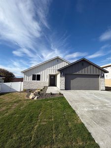 2805 Cypress Pointe Ave