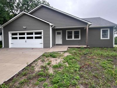 406 Yuba St