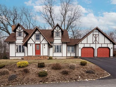 1305 Hillside Dr