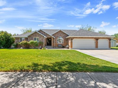 1169 W Matthews Way