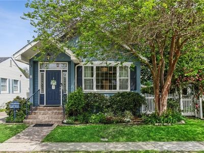 8 Virginia Ct