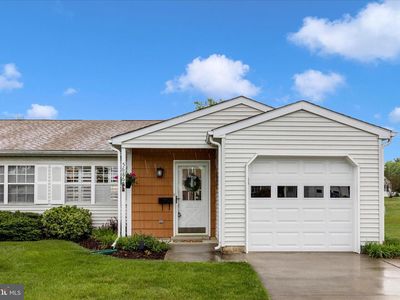 5686 Crabapple Dr