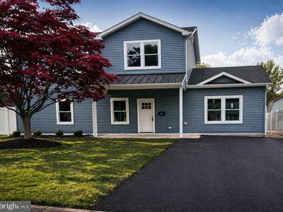 214 Wyandotte Rd