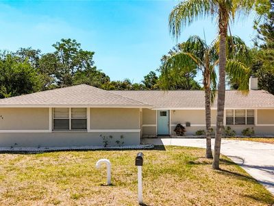 2144 Oak Ter