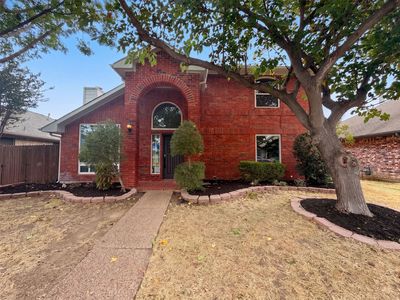 2228 Silverthorn Ln