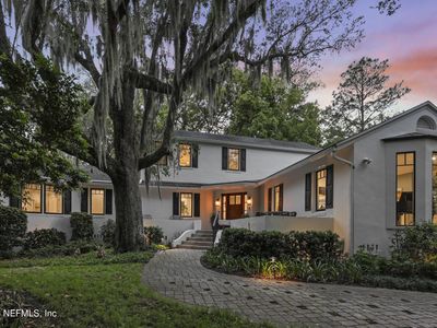 2782 GREEN BAY Lane