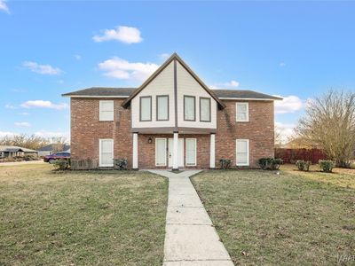 7260 Rolling Hills Blvd