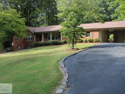 115 Fairmont Cir