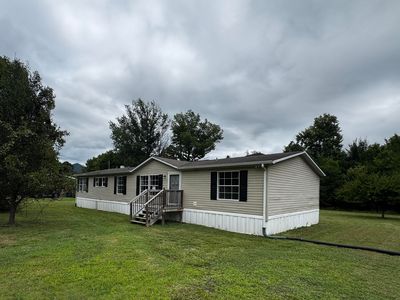 Property at 419 Pocahontas St, Glasgow, VA