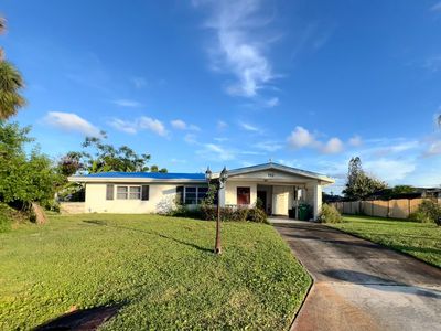 Property at 752 Oak Street, Port Saint Lucie, FL
