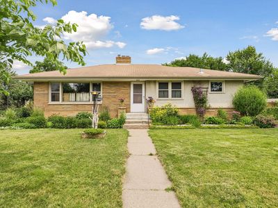 375 Jessamine Ave W
