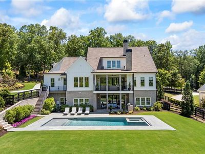 115 Trinity Hollow Dr