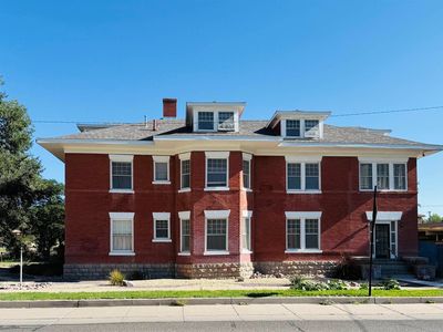 902 N Santa Rita St