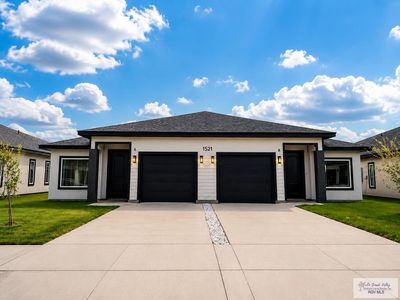 1521 Strawberry Cir