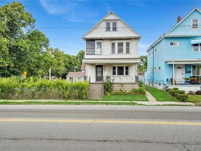 1784 William St