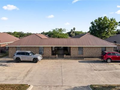 407 Date Palm St