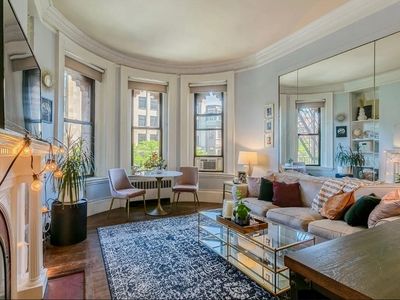 271 Dartmouth St APT 2M