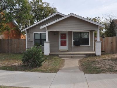 Property at 27 E 19th St, San Angelo, TX