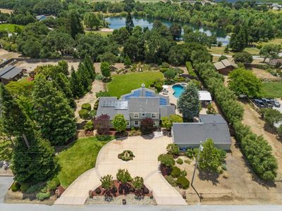 8859 Poppy Ln