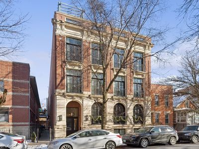 1919 N Sheffield Ave #3